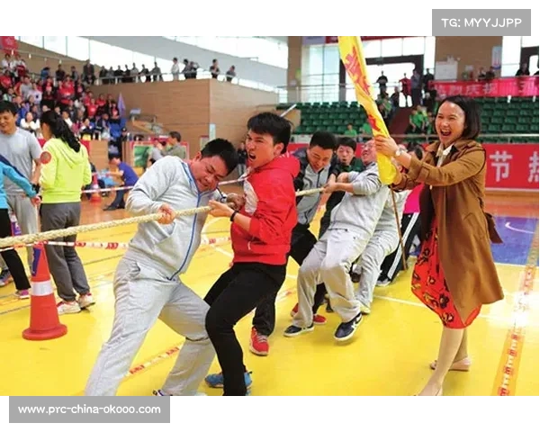 大雨中东安湖拔河决赛,英国队泥地夺金诠释竞技热血 大雨中东安湖拔河决赛,英国队泥地夺金诠释竞技热血